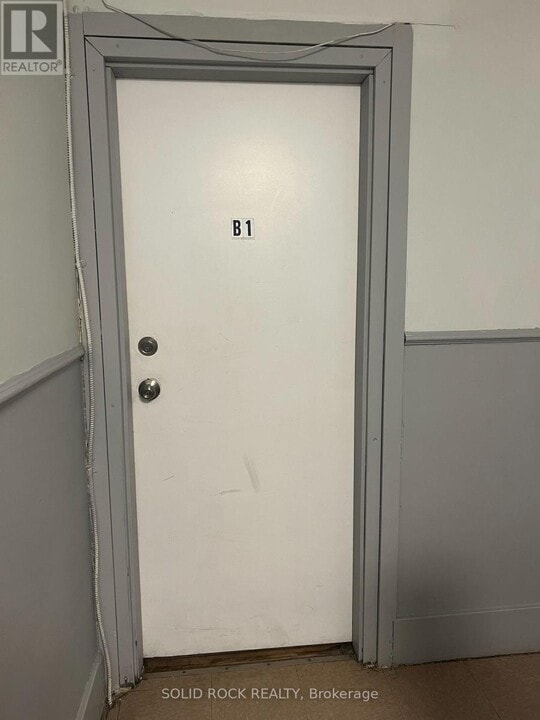 89 King St W in Brockville, ON - Foto de edificio