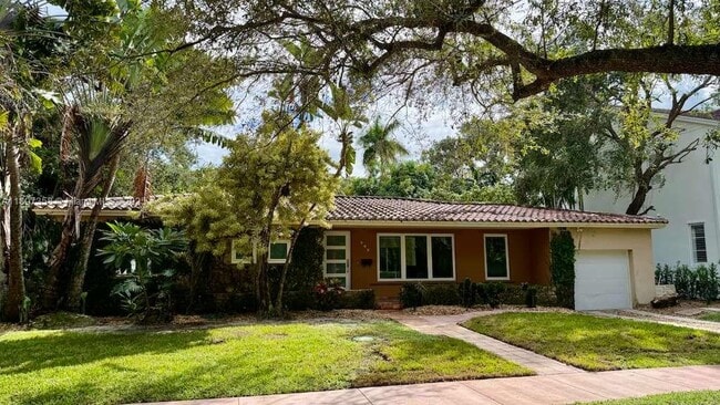 property at 614 San Servando Ave