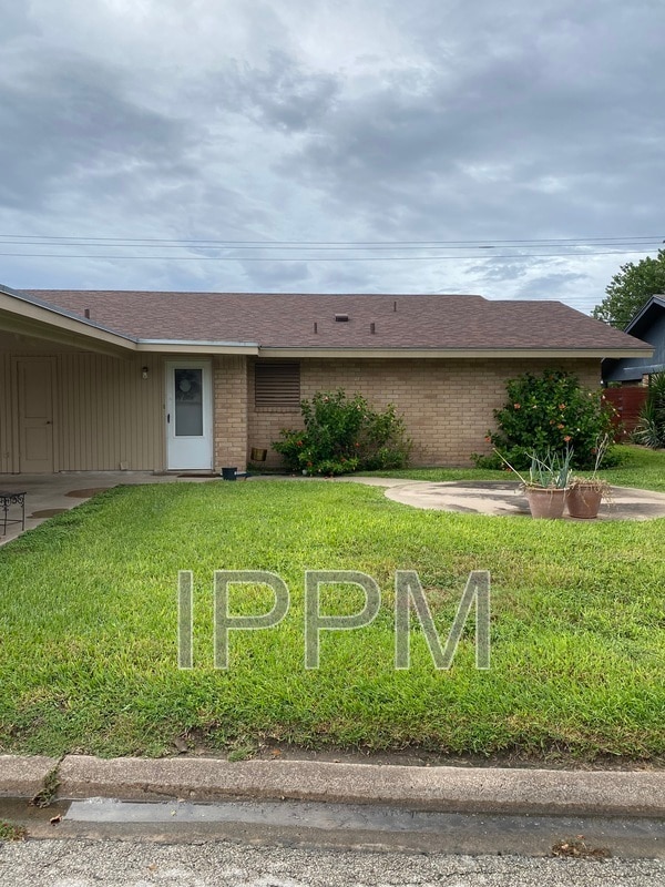5642 Byron Nelson Dr in Harlingen, TX - Building Photo - Building Photo