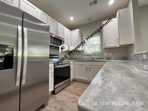 115 W Broad St in Lincolnville, SC - Building Photo - Building Photo