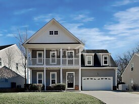 104 Pearson Place in Clayton, NC - Building Photo