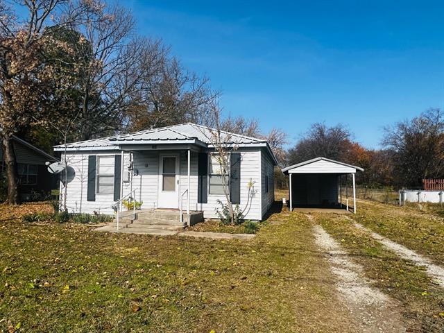 204 W Pecan St in Sadler, TX - Foto de edificio - Building Photo