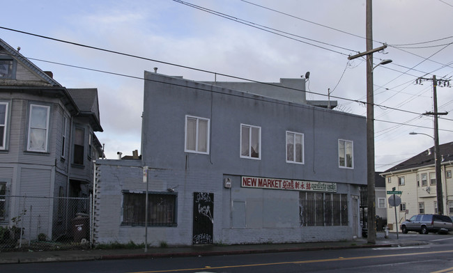 2505 Foothill Blvd in Oakland, CA - Building Photo - Building Photo