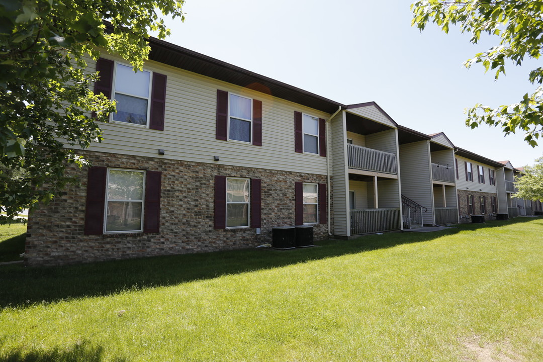 Bristol Gardens in Decatur, IL - Foto de edificio