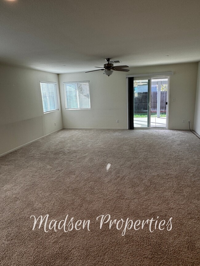 114 Christian Ave in Oroville, CA - Building Photo - Building Photo