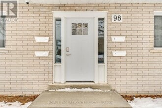 98 SIXTH AVENUE in Brantford, ON - Building Photo - Building Photo