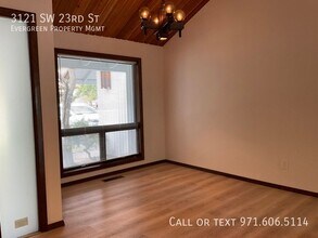 3121 SW 23rd St in Gresham, OR - Building Photo - Building Photo