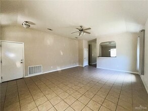 608 Steamboat Dr in Edinburg, TX - Building Photo - Building Photo