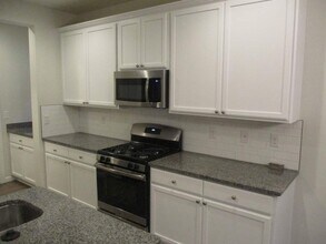 4218 Andasio Loop SE in Port Orchard, WA - Building Photo - Building Photo
