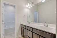 319 Conrad Ln photo'