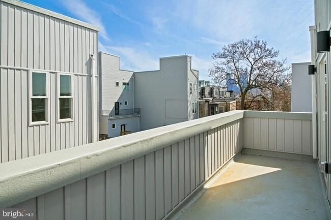 1335 N Marston St-Unit -302 in Philadelphia, PA - Building Photo - Building Photo