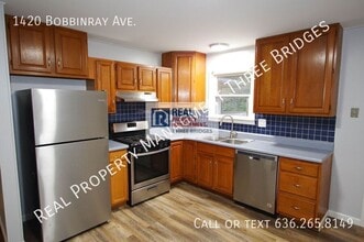 1420 Bobbinray Ave in Florissant, MO - Building Photo - Building Photo