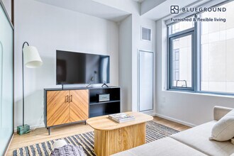 345 Harrison Ave in Boston, MA - Building Photo - Building Photo