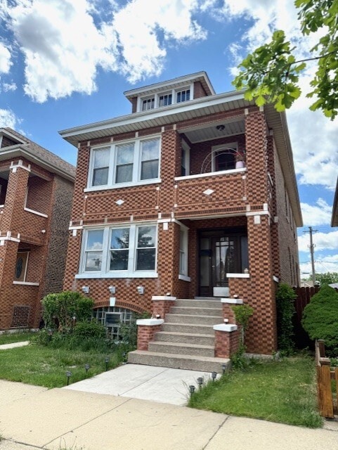 property at 4618 S Karlov Ave