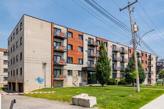 6060 Émile-Nelligan in Montréal, QC - Building Photo - Primary Photo