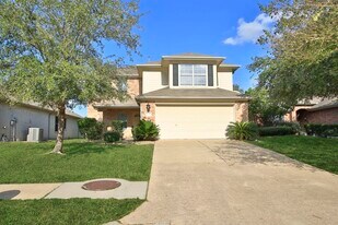 18926 Piney Way Dr in Tomball, TX - Building Photo