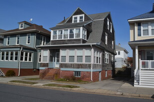 19 S Surrey Ave in Ventnor City, NJ - Building Photo