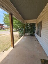 1008 W London St in El Reno, OK - Building Photo - Building Photo