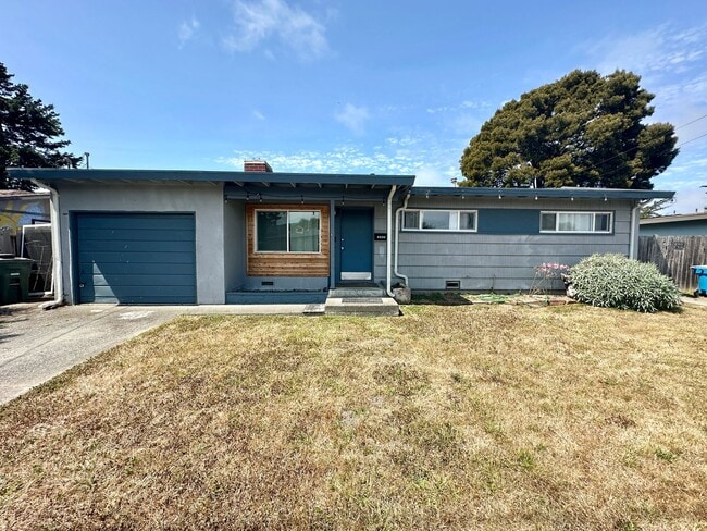 2565 Wyatt Ln