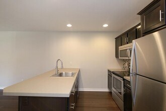 289 E 19th St in Holland, MI - Building Photo - Building Photo