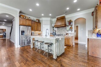 300 Judd Rd in Van Alstyne, TX - Building Photo - Building Photo