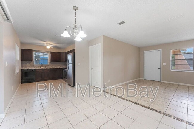 property at 39211 5th Ave