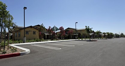 Ceres Way Apartments in Fontana, CA - Building Photo - Building Photo