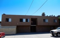 1057 252nd St in Harbor City, CA - Foto de edificio - Building Photo