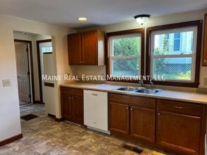 40 Dillingham St in Bangor, ME - Building Photo - Building Photo