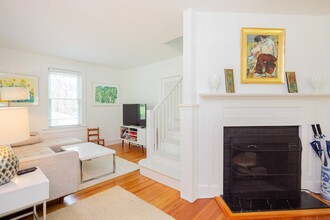 15 Huntting Ln in East Hampton, NY - Building Photo - Building Photo