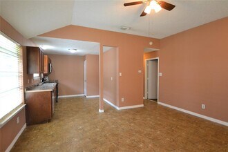 23251 Tree House Ln in Spring, TX - Building Photo - Building Photo