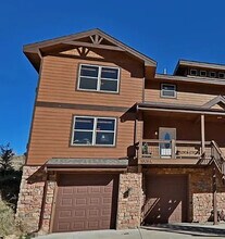 1009 Forrest Dr, Unit Unit A in Granby, CO - Building Photo - Building Photo