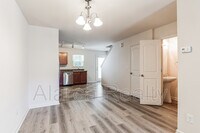 4912 Potter Rd photo'
