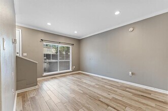 811 Threadneedle St in Houston, TX - Building Photo - Building Photo