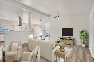12506 Tomanet Trail in Austin, TX - Building Photo - Building Photo