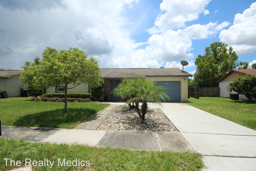 2932 Notre Dame Dr in Orlando, FL - Building Photo