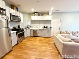 299 Dudley St, Unit 4 in Boston, MA - Building Photo