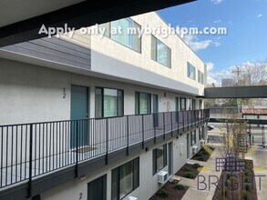 1222 E St in Sacramento, CA - Building Photo - Building Photo