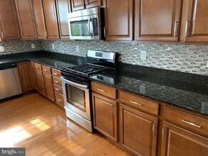 2237 Turnbuckle Ln in Woodbridge, VA - Building Photo - Building Photo