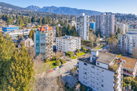 Hollyhill Towers in West Vancouver, BC - Building Photo - Building Photo