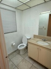 5515 Lakewood Cir N in Margate, FL - Building Photo - Building Photo