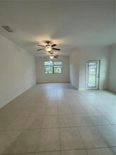 30813 Veridian Wy in Wesley Chapel, FL - Building Photo - Building Photo