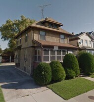 23 E Johnson St in Fond du Lac, WI - Building Photo