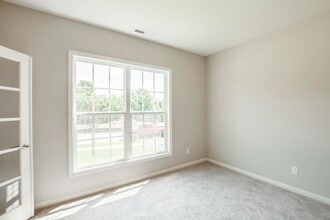 14236 Halden Ridge Way in Louisville, KY - Building Photo - Building Photo