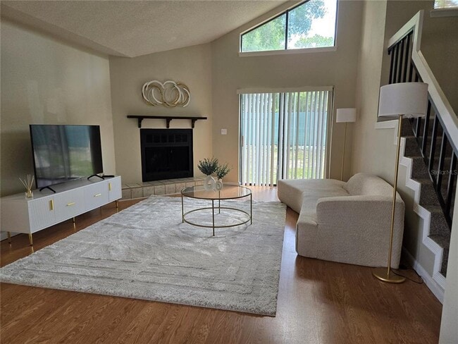 422 S Netherwood Cres in Altamonte Springs, FL - Building Photo - Building Photo