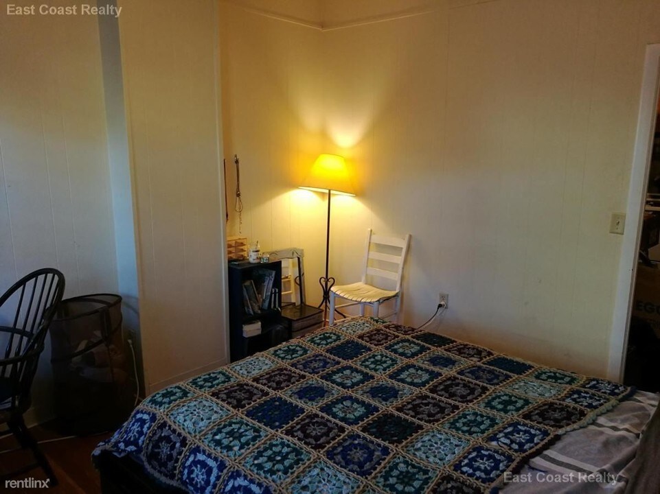 8 Hyde Park Ave-Unit -Apt 1 in Boston, MA - Building Photo