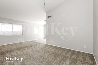 3609 W Tina Ln in Glendale, AZ - Building Photo - Building Photo