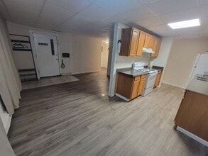 901 Lathrop St in Fairbanks, AK - Building Photo - Building Photo