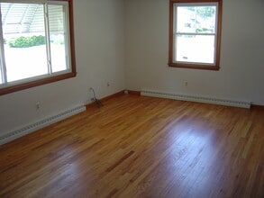 2903 Hudson Rd, Unit 2 in Erie, PA - Building Photo - Building Photo