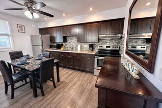 324 Van Buren St, Unit SI FL1-ID1358006P in Hollywood, FL - Foto de edificio - Building Photo